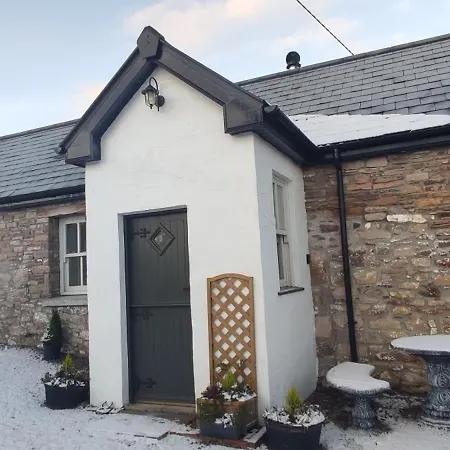 Ferienhaus The Old House At Belfield Tralee