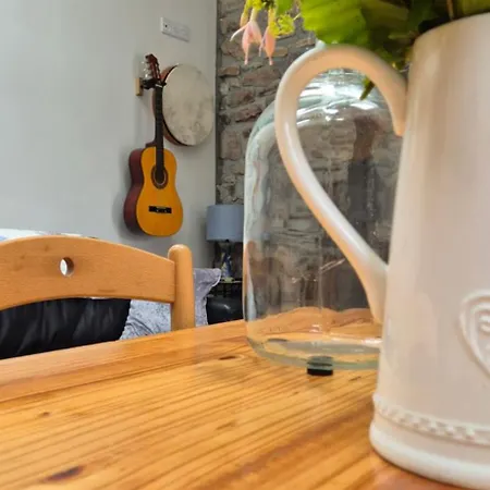 The Old House At Belfield Casa de Férias *